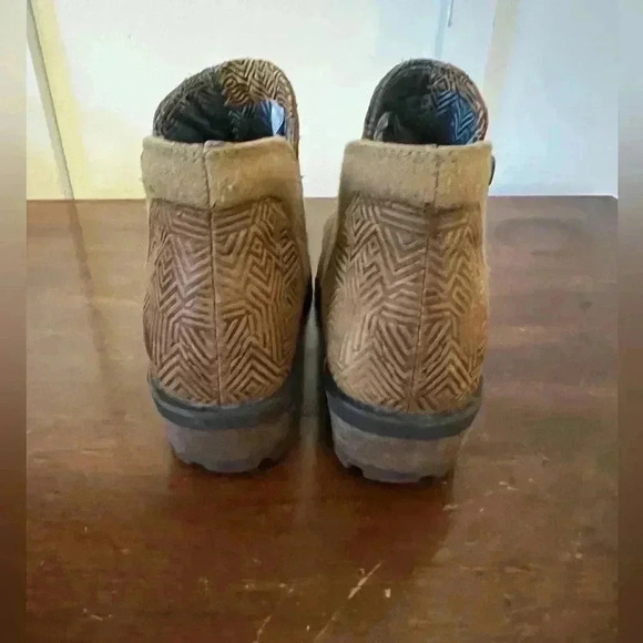 The North Face Bridgeton Women's Brown/Tan Leather Zip Ankle Boots Size 5 - Picture 9 of 9